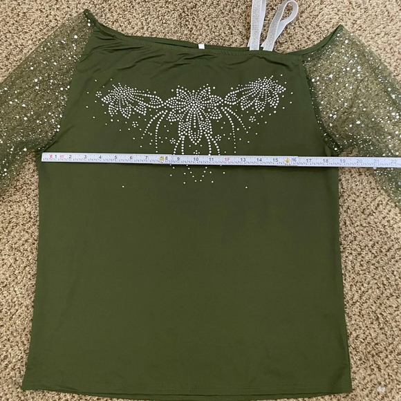 Women Top Green  Rhinestones. Size L. Brand New. Not Tag. - Picture 9 of 12